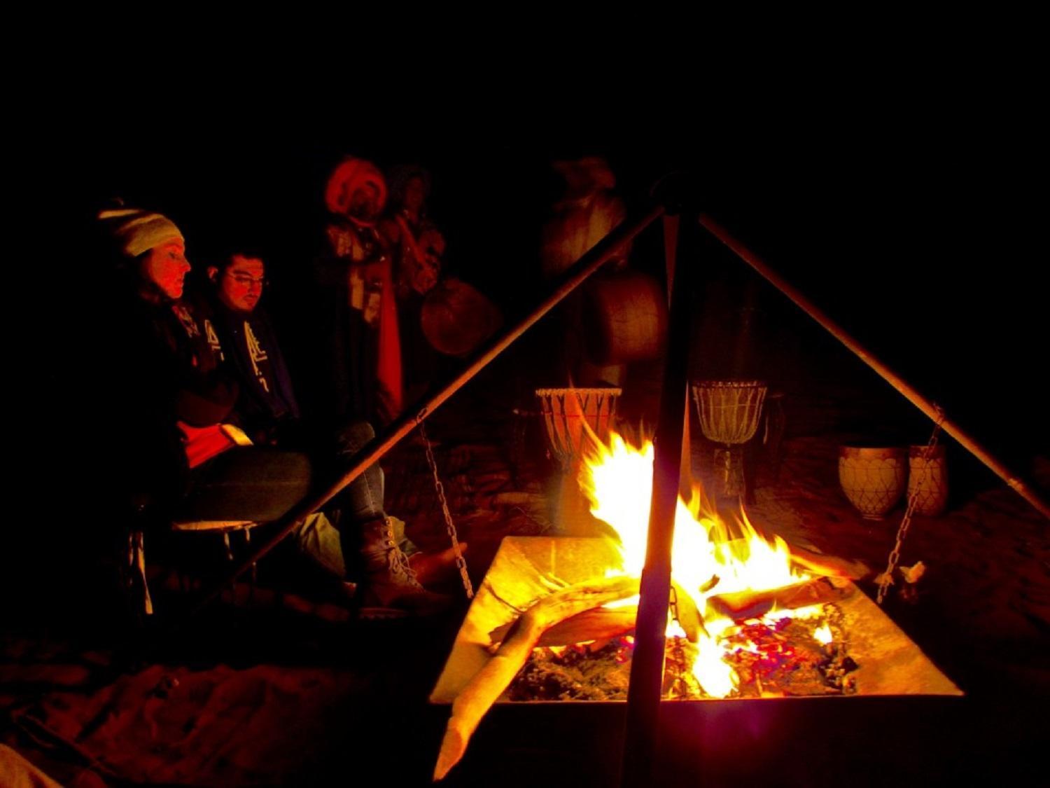 Erg Chebbi Khamlia Desert Camp 梅尔祖卡 外观 照片
