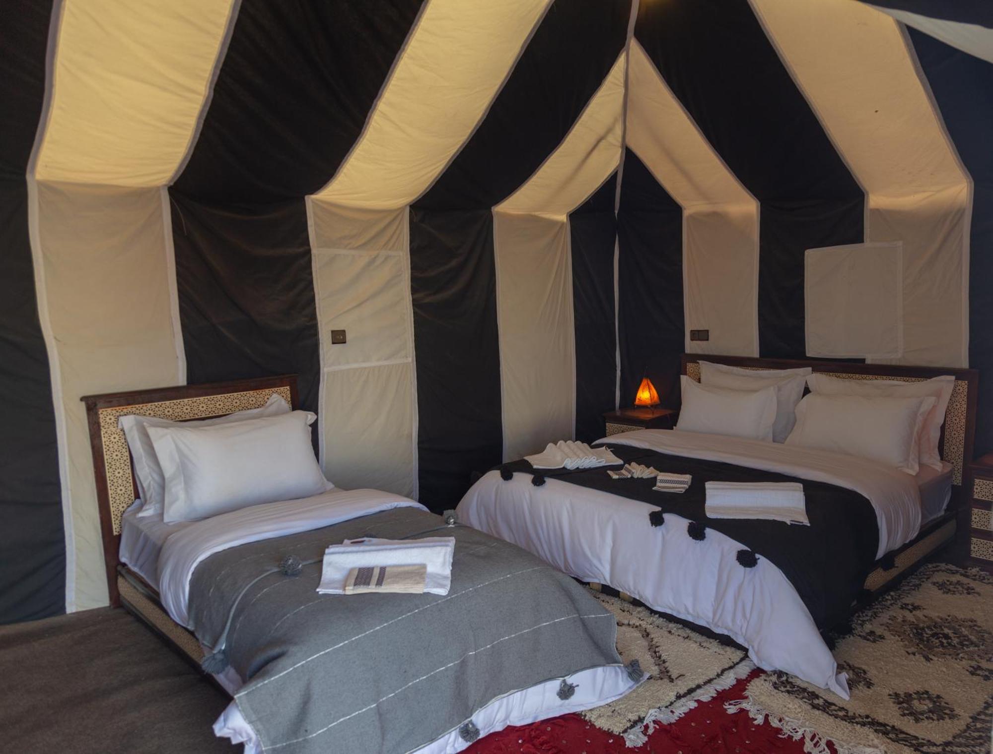 Erg Chebbi Khamlia Desert Camp 梅尔祖卡 外观 照片